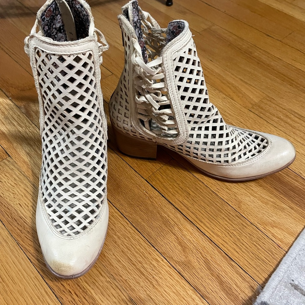 Freebird booties